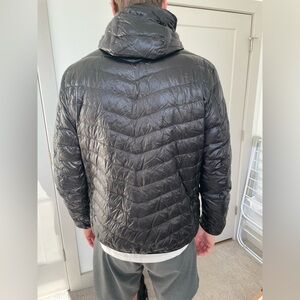 Uniqlo Men's Black Puffer Jacket